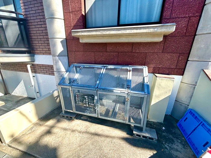 物件外観写真4　(建物設備)