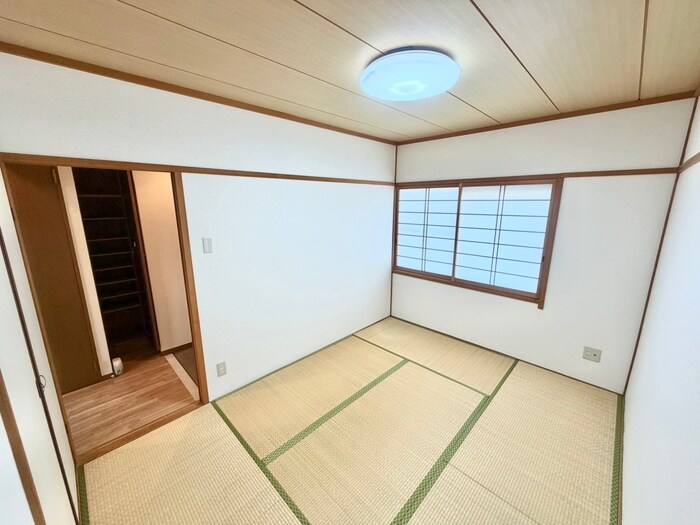 物件内観写真10　(居室)