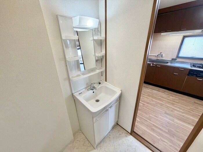 物件内観写真13　(洗面)