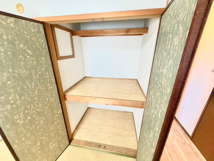 物件内観写真21　(収納)