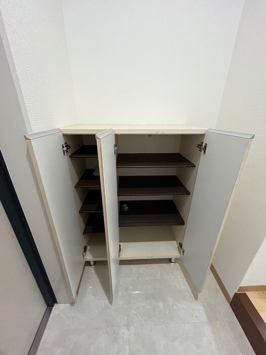 物件内観写真16　(靴箱)