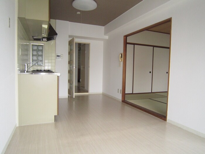 物件内観写真7　(居室)