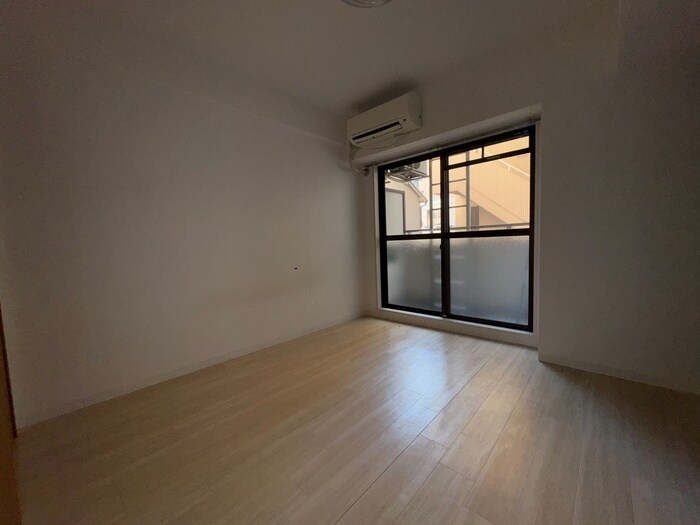 Aurora Court兵庫駅前の居室