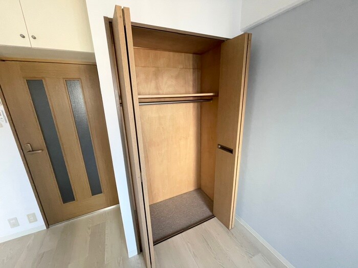 物件内観写真13　(収納)