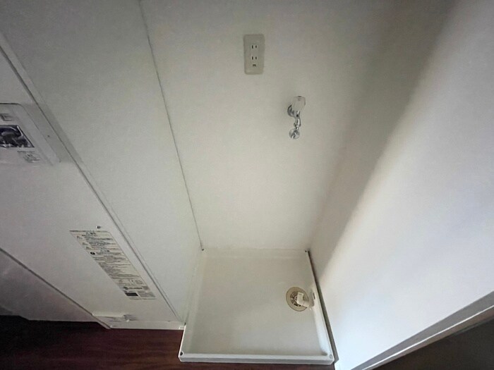 物件内観写真20　(洗濯機置場)