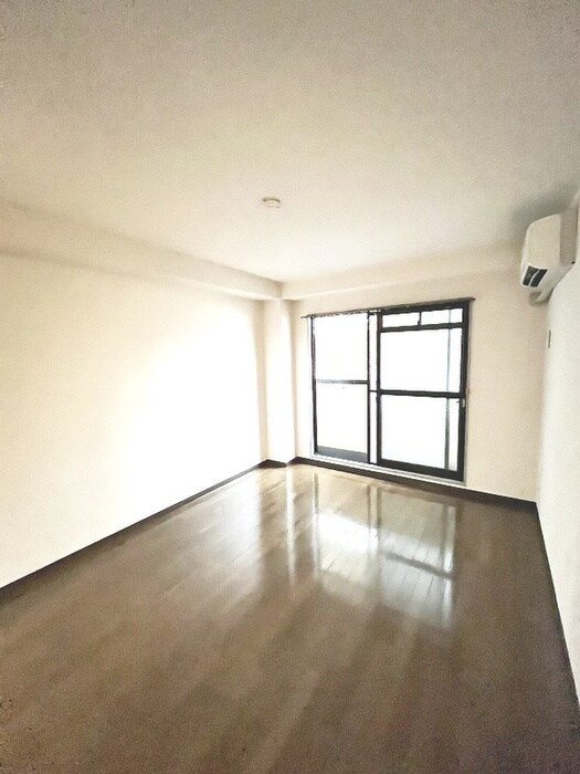 物件内観写真14　(居室)