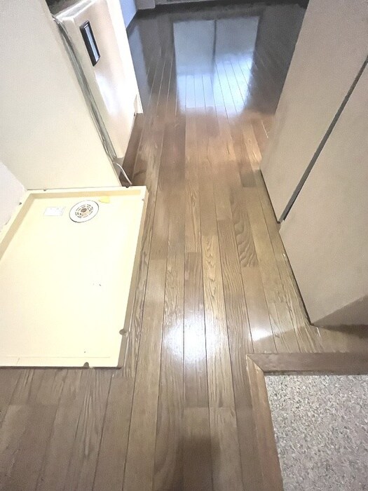 物件内観写真18　(廊下)