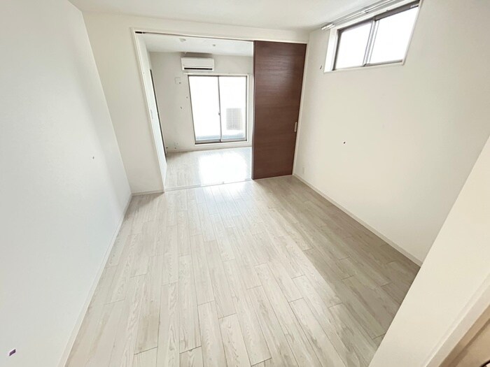 物件内観写真7　(居室)