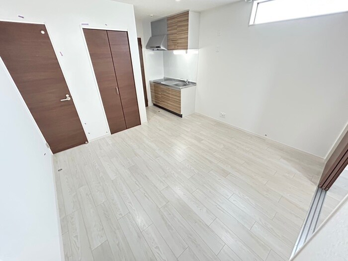 物件内観写真9　(居室)