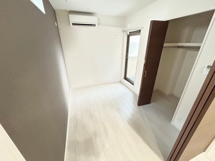 物件内観写真11　(居室)