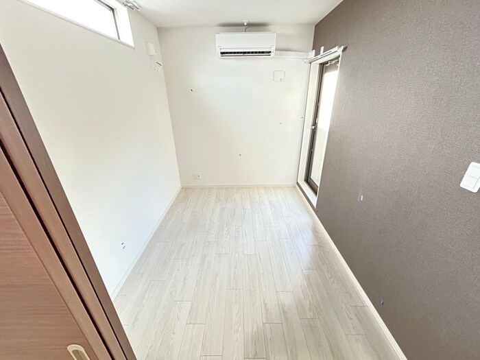 物件内観写真12　(居室)