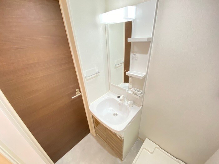 物件内観写真12　(洗面)