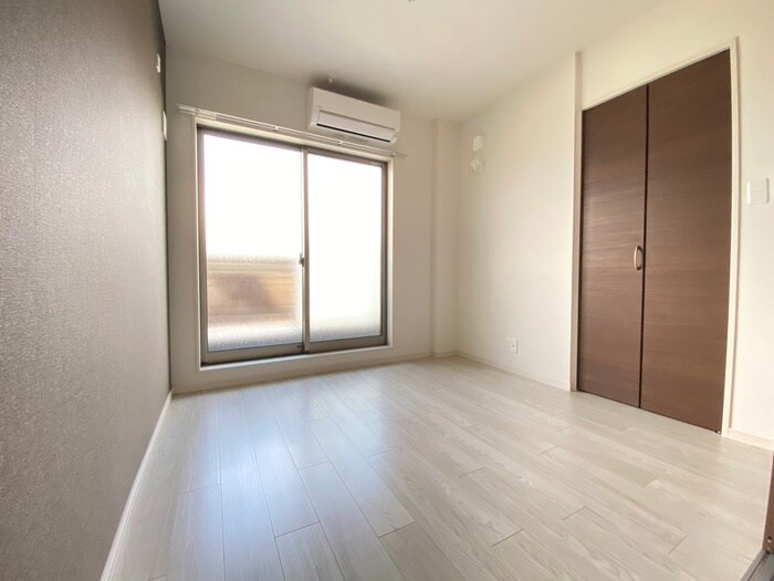 物件内観写真16　(居室)