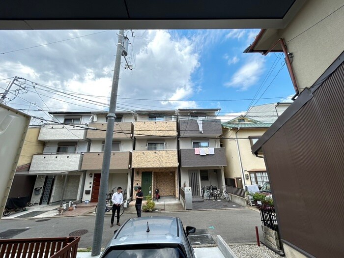 物件内観写真22　(室内からの展望)