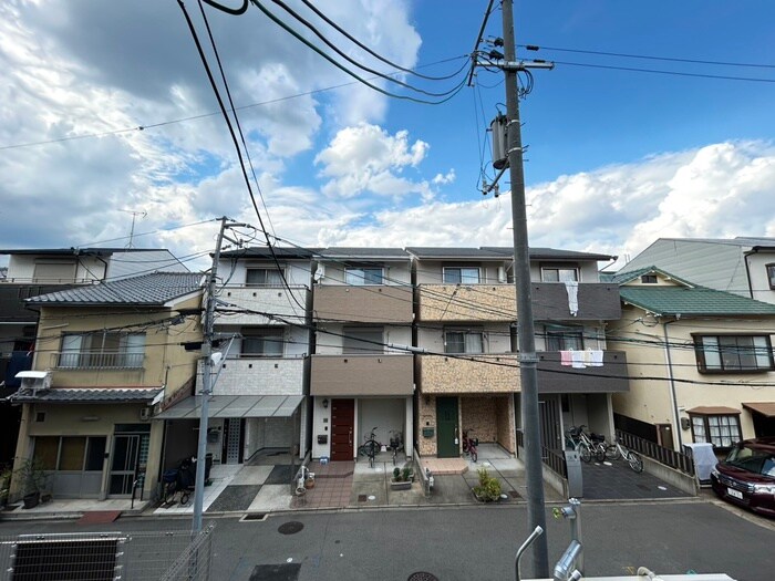 物件内観写真22　(室内からの展望)