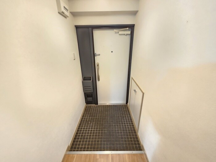 物件内観写真22　(玄関)