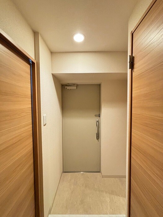 物件内観写真15　(玄関)