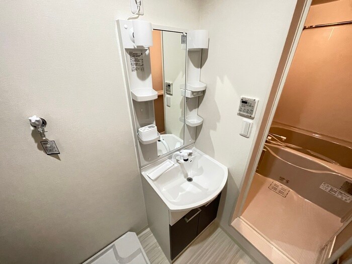 物件内観写真13　(洗面)