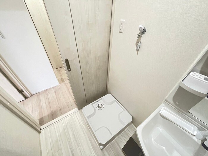 物件内観写真20　(洗濯機置場)