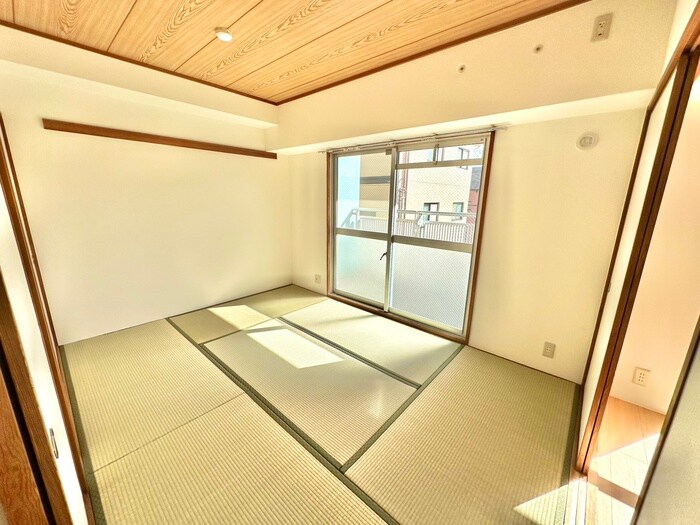 物件内観写真9　(居室)