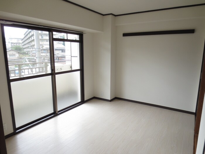 物件内観写真12　(居室)