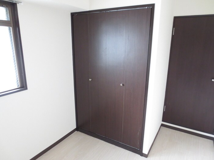 物件内観写真15　(収納)