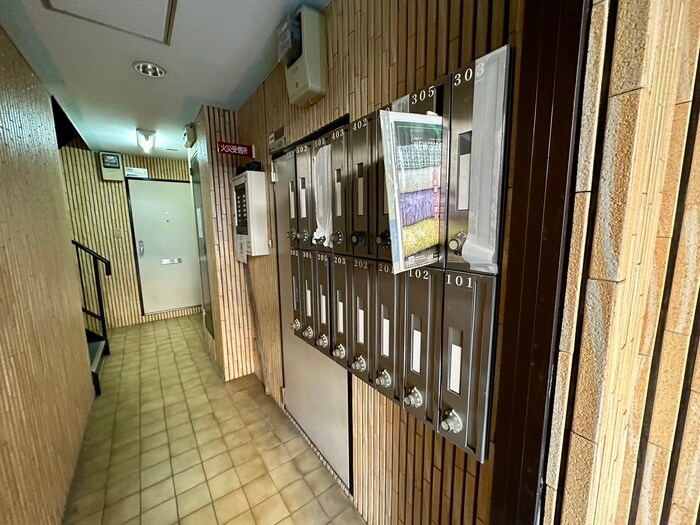 物件外観写真6　(建物設備)