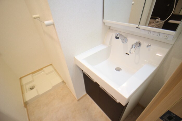 物件内観写真12　(洗面)