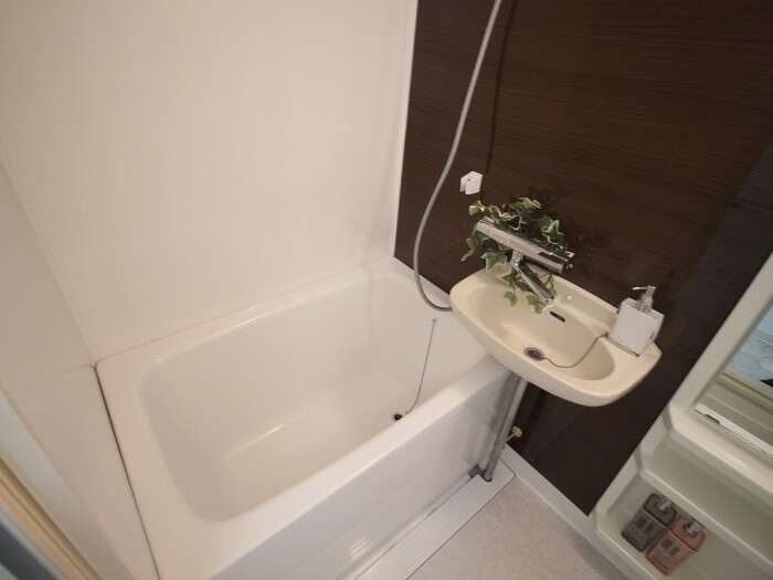 物件内観写真8　(バス／シャワールーム等)