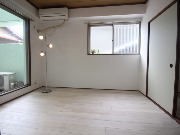 物件内観写真15　(居室)