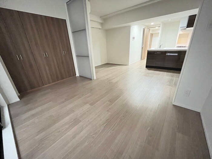 物件内観写真4　(居室)