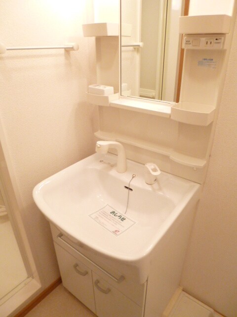 物件内観写真9　(洗面)