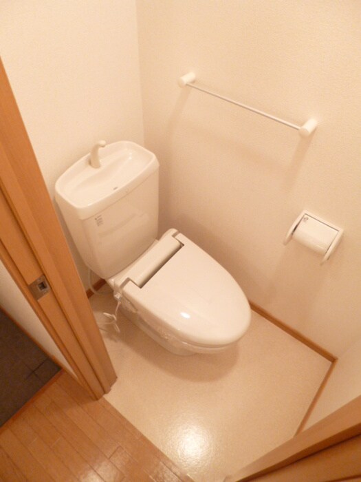 物件内観写真13　(トイレ)