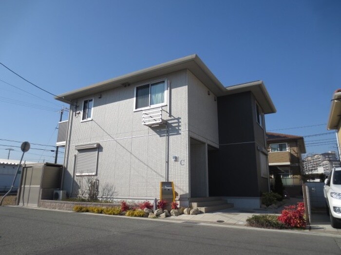 物件外観写真1　(外観写真)