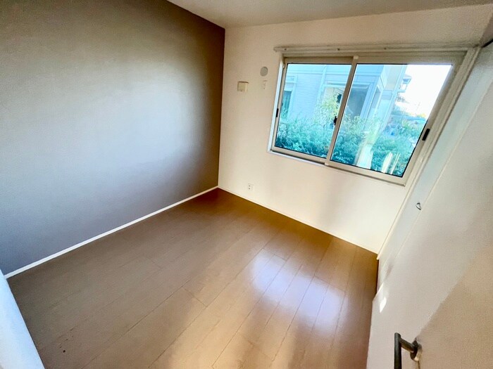 物件内観写真11　(居室)