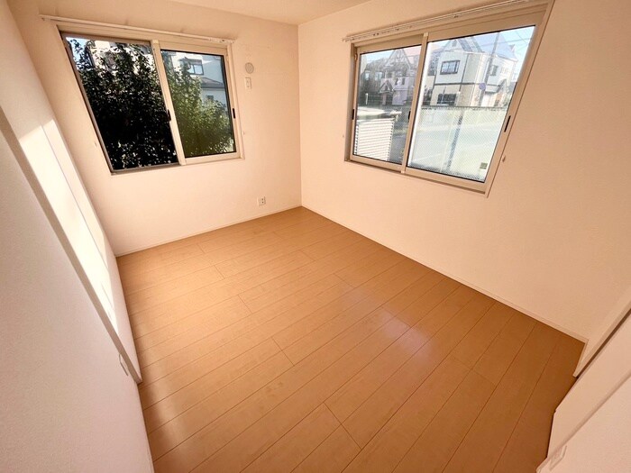 物件内観写真12　(居室)