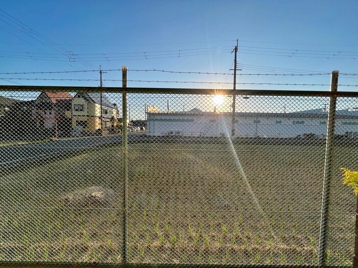 物件内観写真19　(室内からの展望)