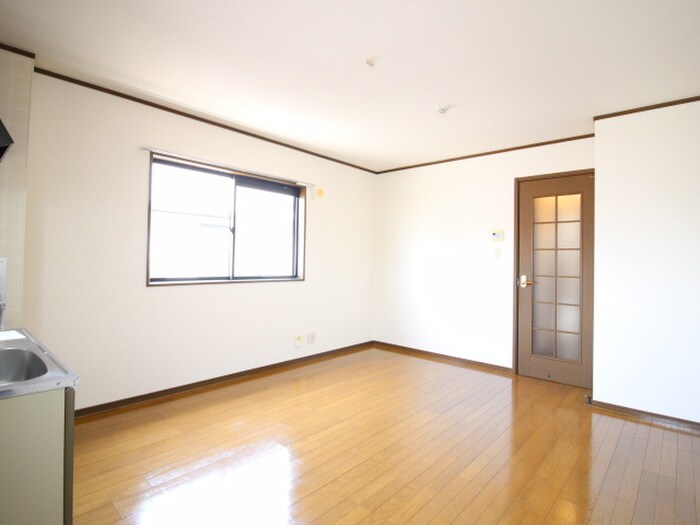 物件内観写真4　(居室)