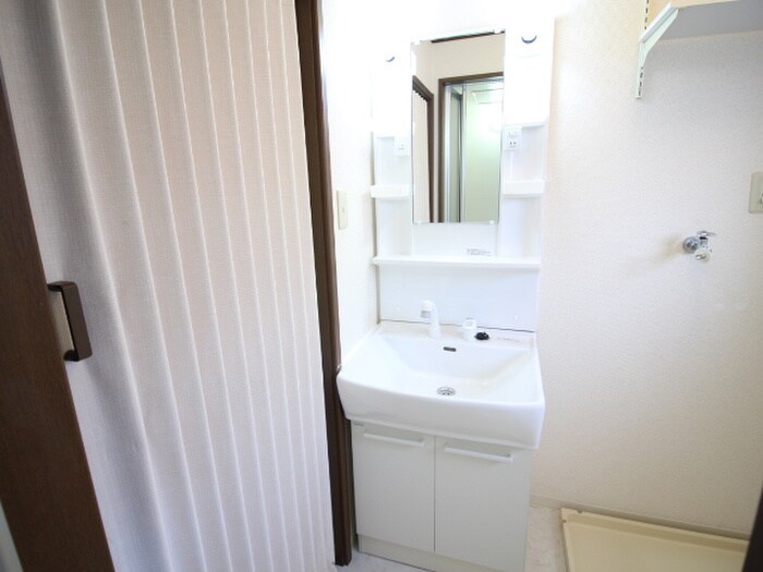 物件内観写真8　(洗面)