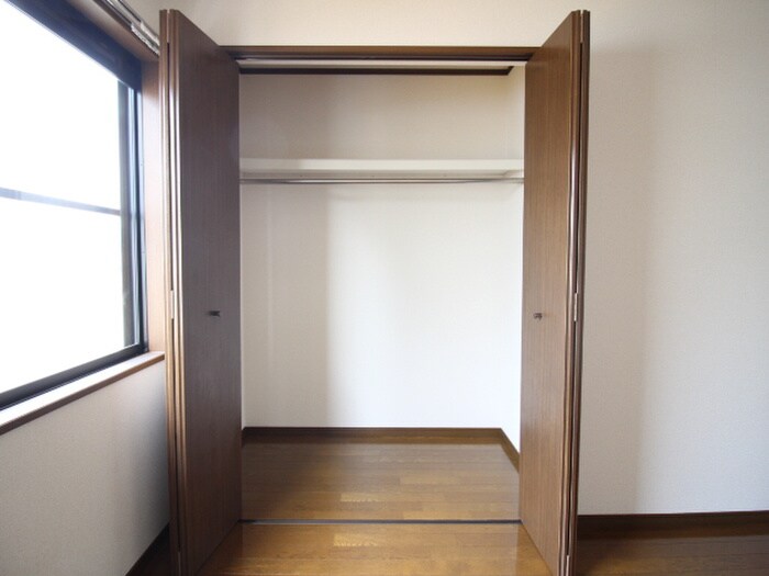 物件内観写真13　(収納)