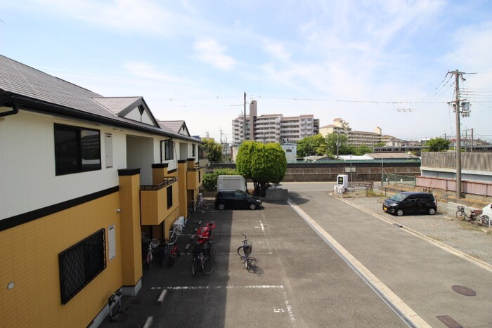 物件内観写真18　(室内からの展望)