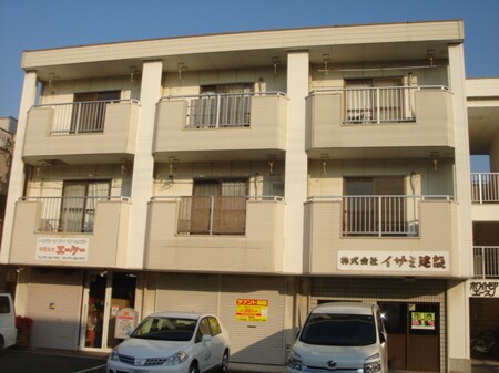 ホワイトピアエ－ス外観写真