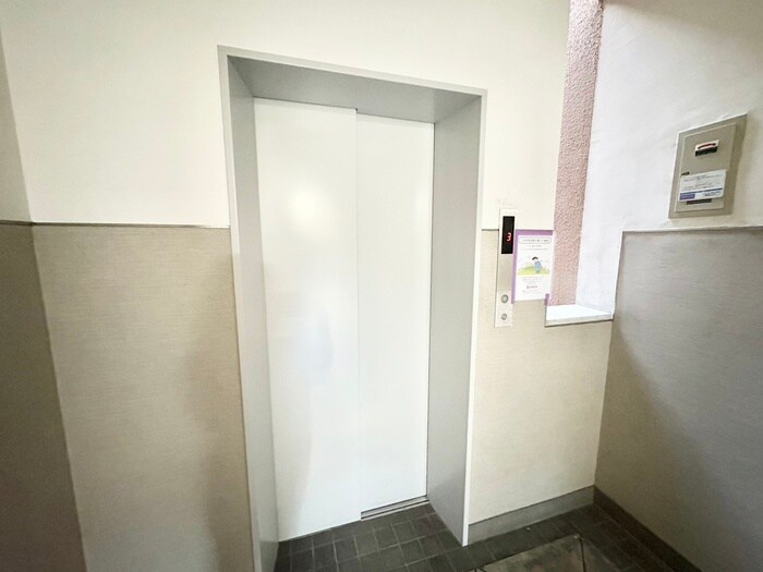 物件外観写真4　(建物設備)