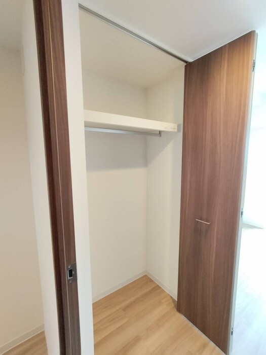 物件内観写真16　(収納)