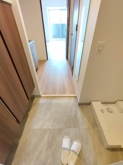 物件内観写真19　(玄関)