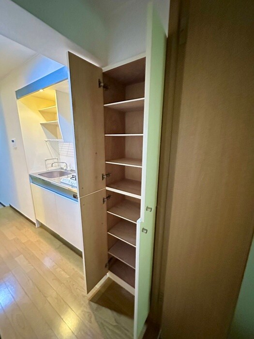 物件内観写真13　(靴箱)