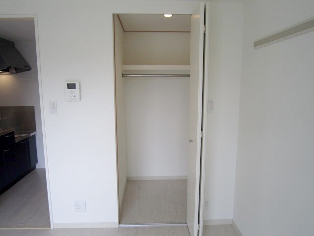 物件内観写真8　(収納)