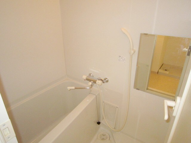 物件内観写真10　(バス／シャワールーム等)