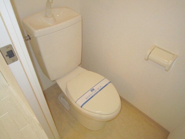 物件内観写真12　(トイレ)