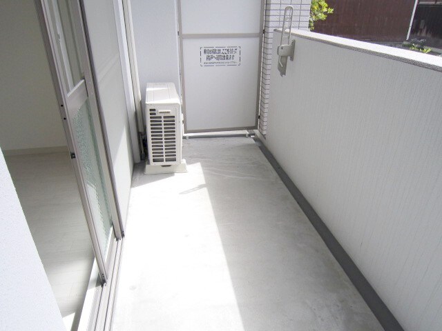 物件内観写真13　(ベランダ・バルコニー)